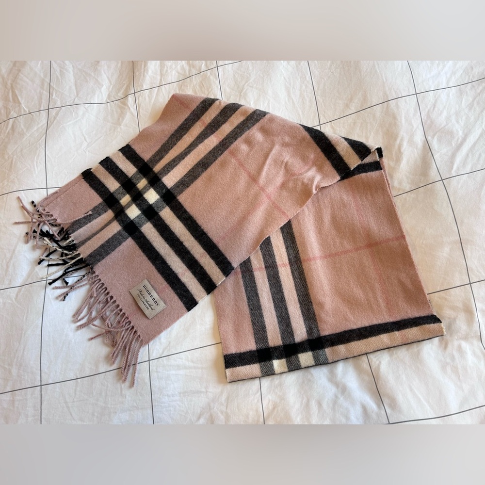 Burberry Cashmere Ash Rose Giant Check Cashmere Scarf